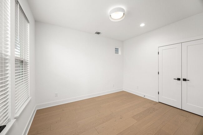 Building Photo - 1312 Heslep St