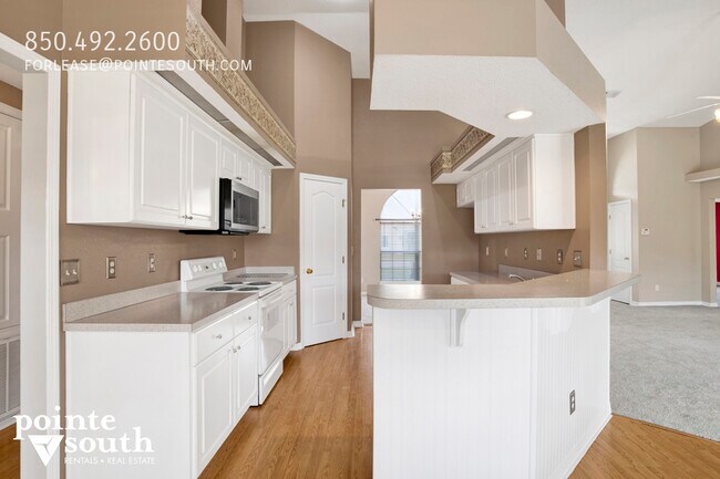 Building Photo - 2012 Horton Dr