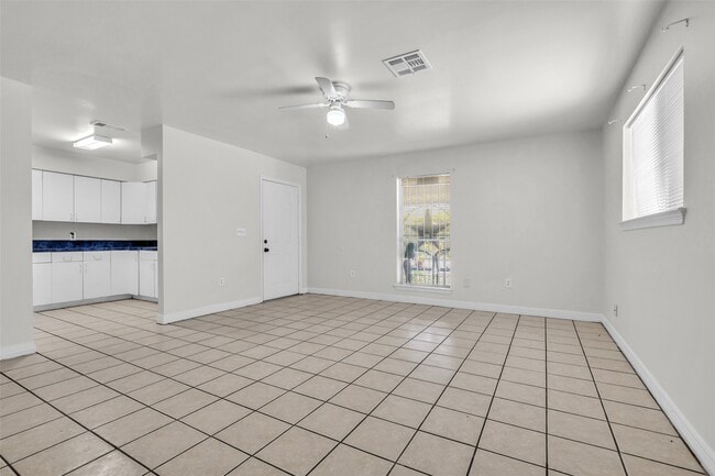 Building Photo - 809 Brooks St