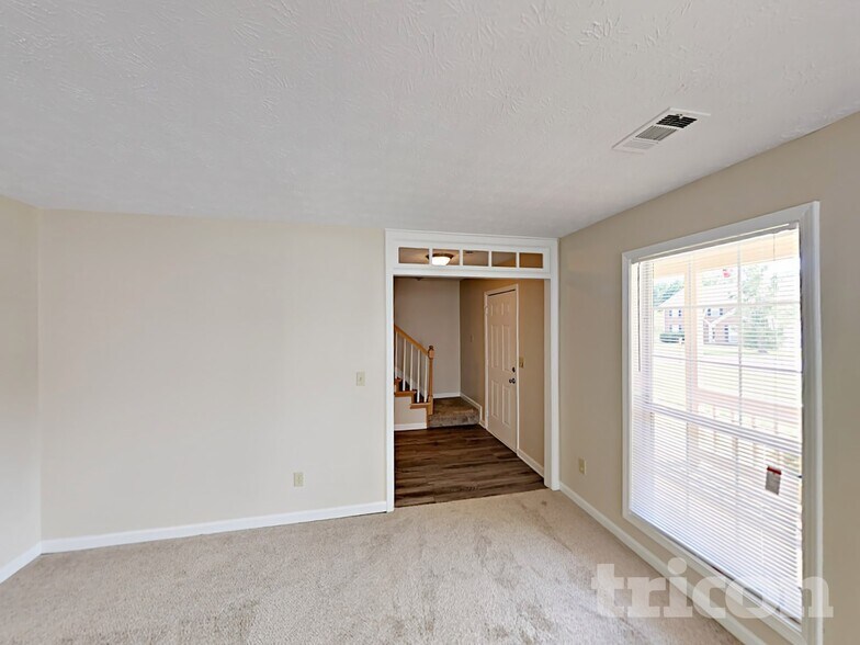 Building Photo - 3270 Summit Pl Dr