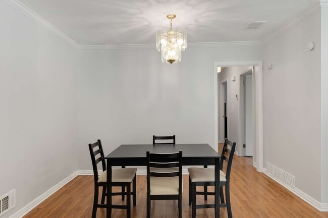 Building Photo - Charming 1950's Ranch w/ Modern Upgrades a...