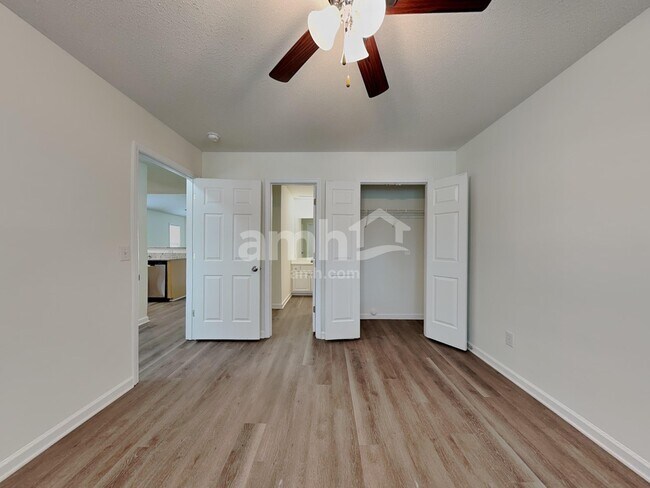 Building Photo - 156 Tudor Downs Rd