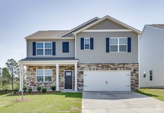 Building Photo - "Spacious 5-Bedroom Haven in Fuquay-Varina!"