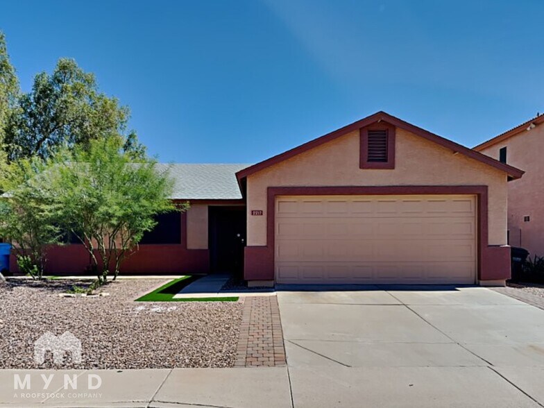 Primary Photo - 2217 N 87th Dr