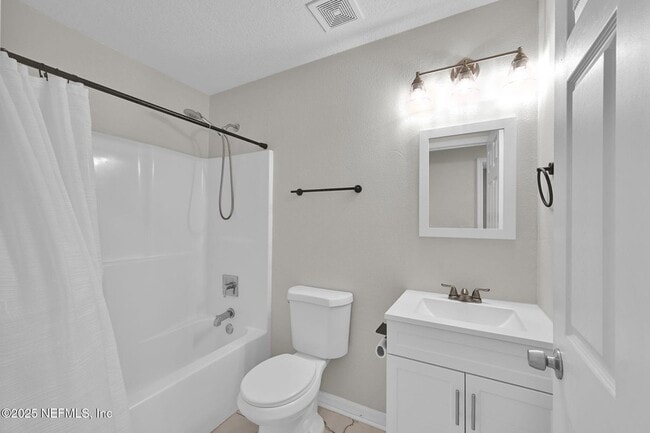 Building Photo - 3702 Wood Creek Ln