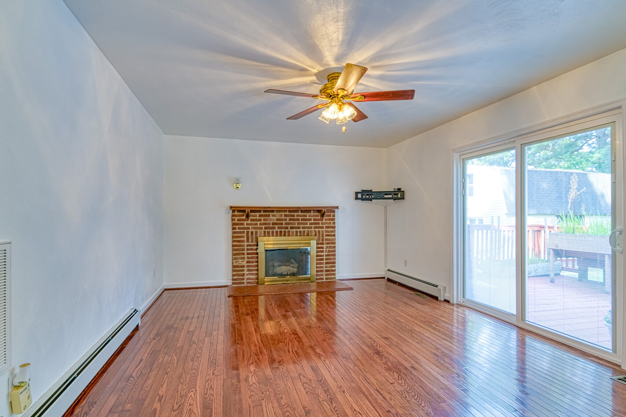 Building Photo - 21 Bayview Dr