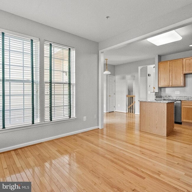 Building Photo - 5006 Grimm Dr