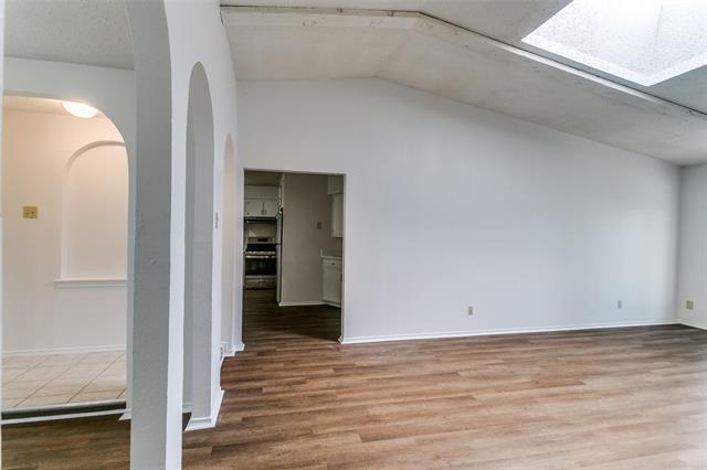 Building Photo - 1808 Ridgewood Dr
