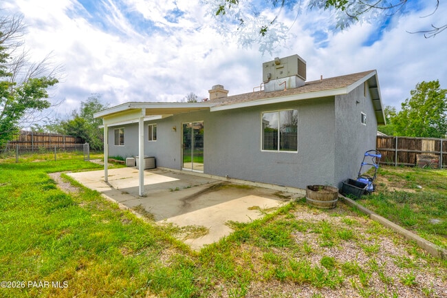 Building Photo - 6169 N Dodge Dr