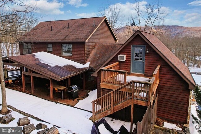 Building Photo - 761 Timberlake Dr