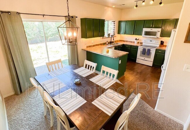 Building Photo - 11301 Flagstaff Meadows Dr