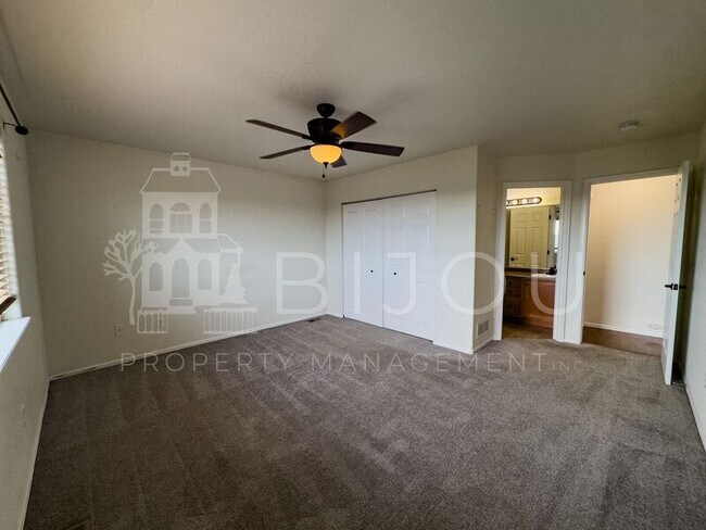 Building Photo - 9429 Riverton Path