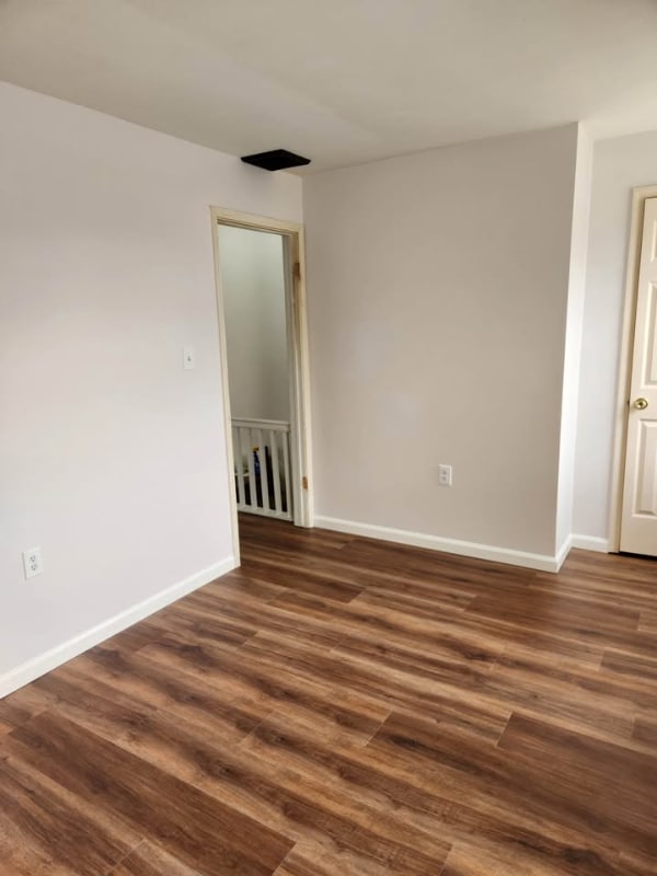 Building Photo - 716 N Bridge St