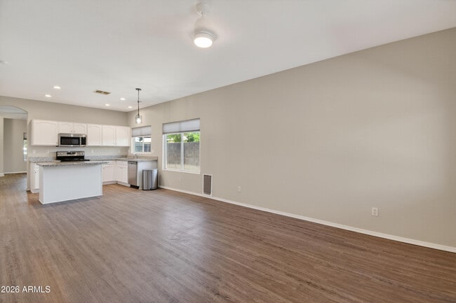 Building Photo - 3680 S Joshua Tree Ln