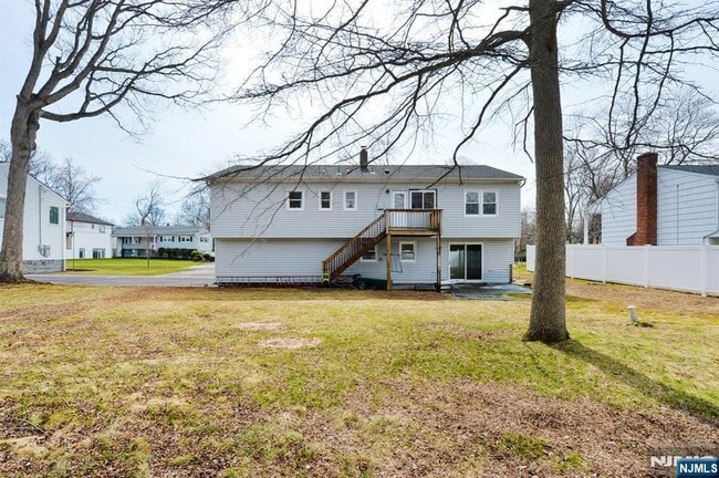 Building Photo - 269 Columbia Terrace