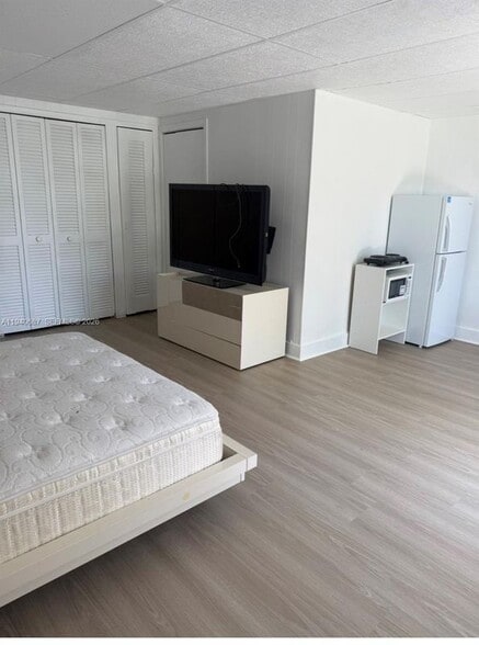 Building Photo - 2036 NE 21st Ave