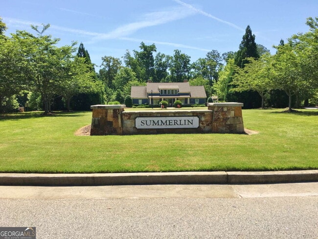 Building Photo - 113 Macalester Dr