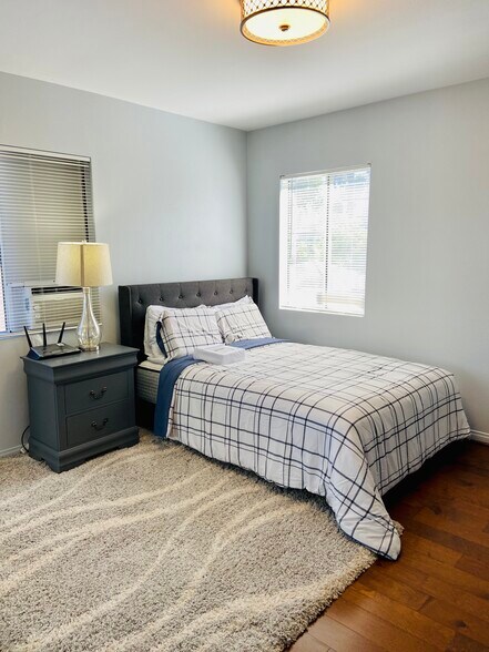 Furnished 1bedroom 1 bath in Atwater Village - 4058 Garden Ave