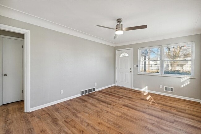 Building Photo - 4431 Caroline Ave