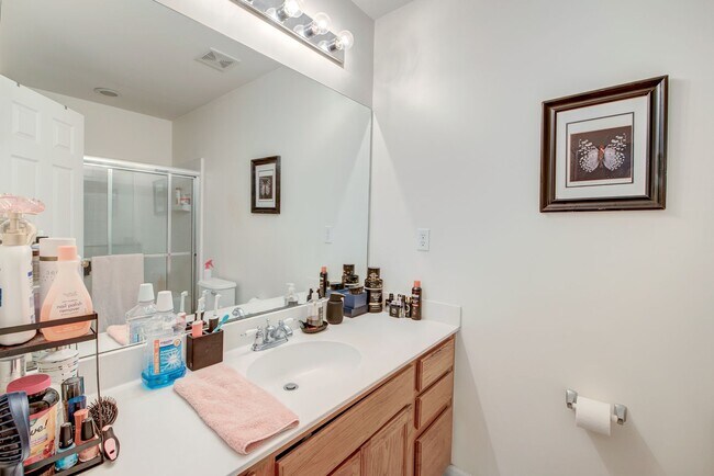 Building Photo - Easy Access to Everything North Charleston Has to Offer