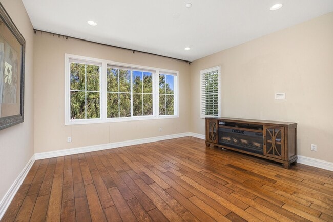 Building Photo - Beautiful Talega Condo!