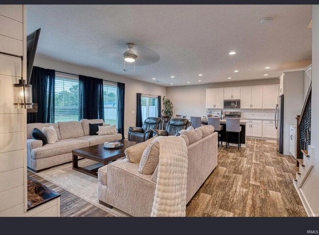 Building Photo - 5783 Brookstone Dr