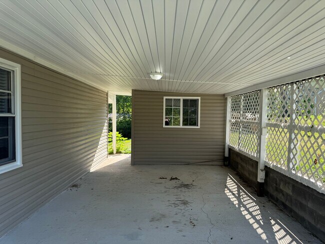 Building Photo - Single-Family Rental House 1BR-1BA - Warrenton MO 63383