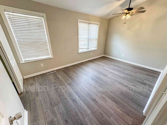 Building Photo - 3575 Kennesaw Station Dr