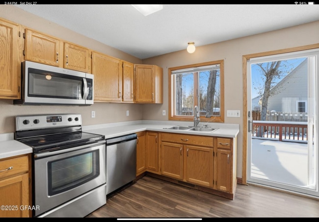 Building Photo - 5191 W Lanark Dr