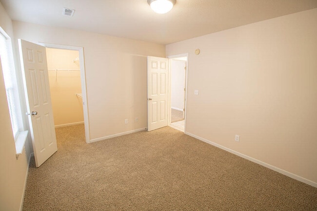 Building Photo - 1881 Field St