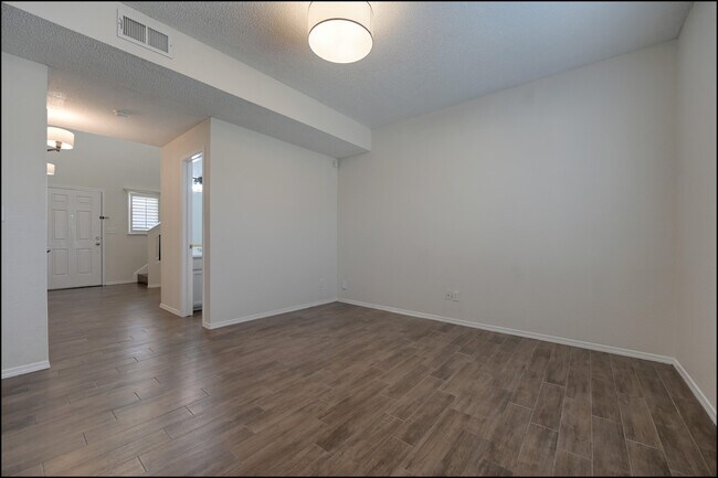 Building Photo - 2625 Chris Evert Pl