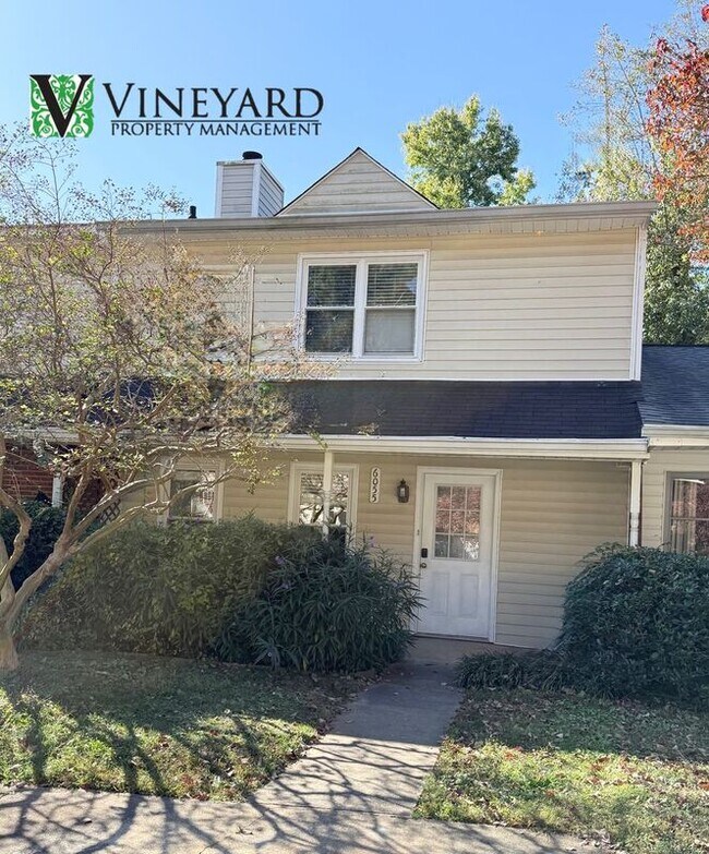 Primary Photo - 6055 Sand Wedge Cir