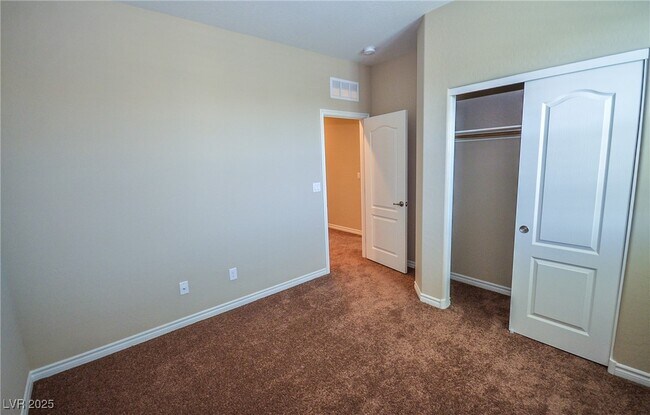 Building Photo - 685 Catalina Aisle St