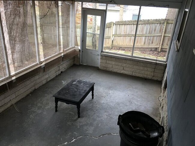 Screened In Back Porch - 526 S Mitchell St