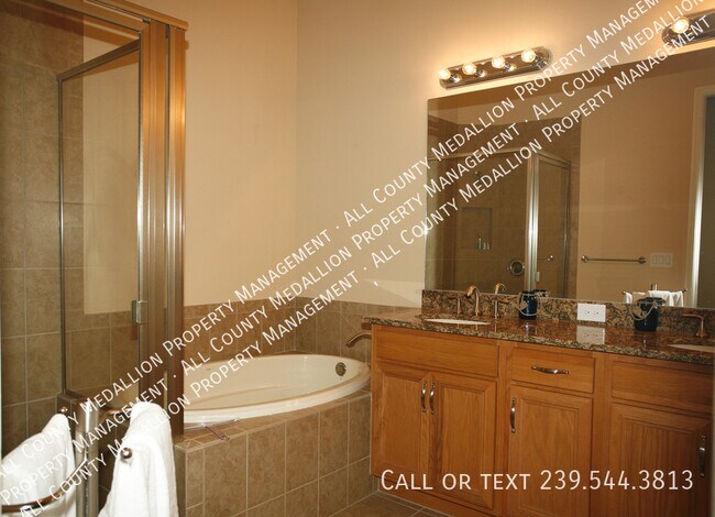 Building Photo - 11070 Esteban Dr