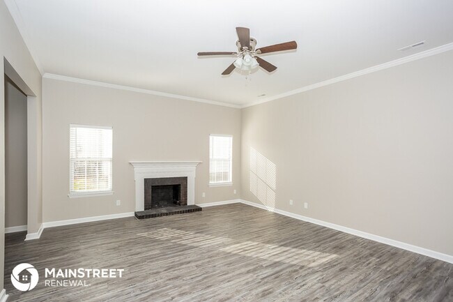 Building Photo - 1726 Gordon Walters Dr