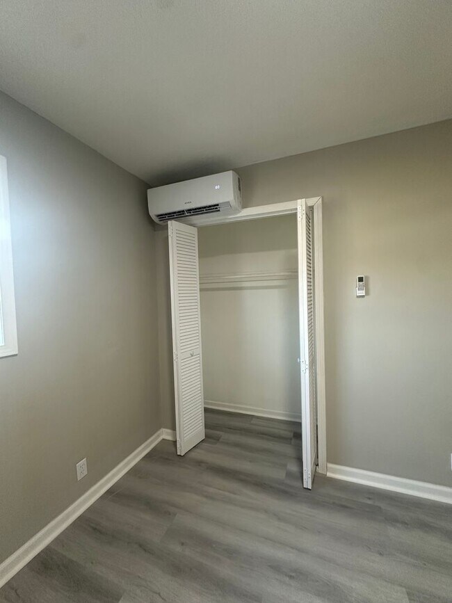 Building Photo - Live in Style at Bellagio East Living I: C...