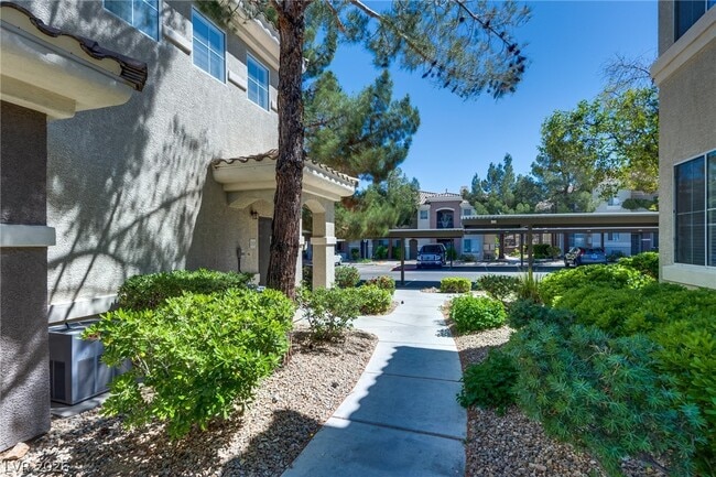 Building Photo - 9050 W Warm Springs Rd