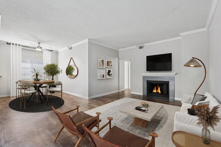 Building Photo - Paloma Summit Condominium Rentals