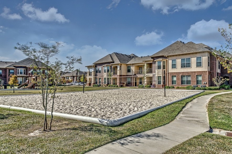 Chateau Mirage Lafayette, LA Apartment Finder