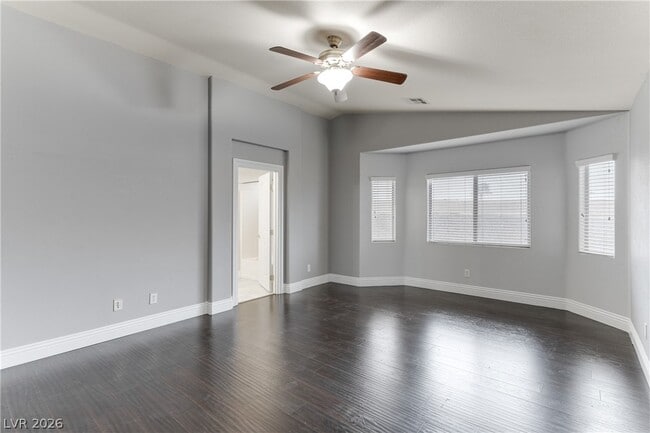 Building Photo - 8807 Red Fox Dr