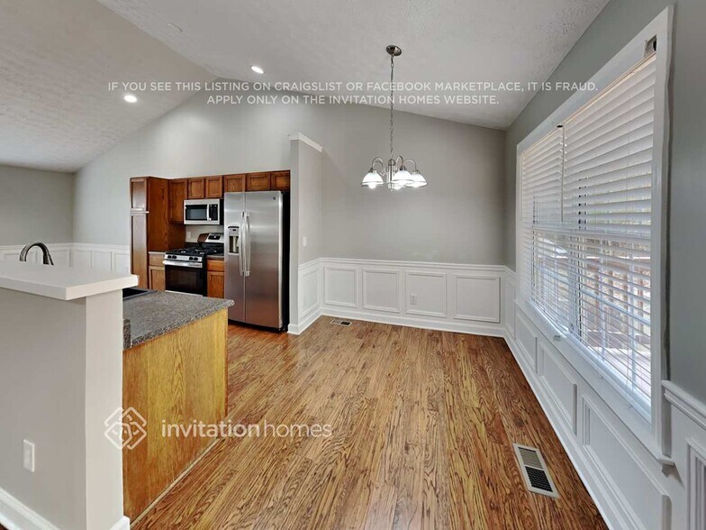 Building Photo - 5200 Gable Ridge Way