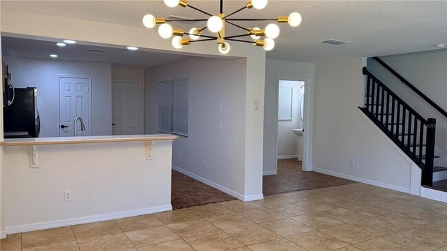 Building Photo - 2568 Aventurine St