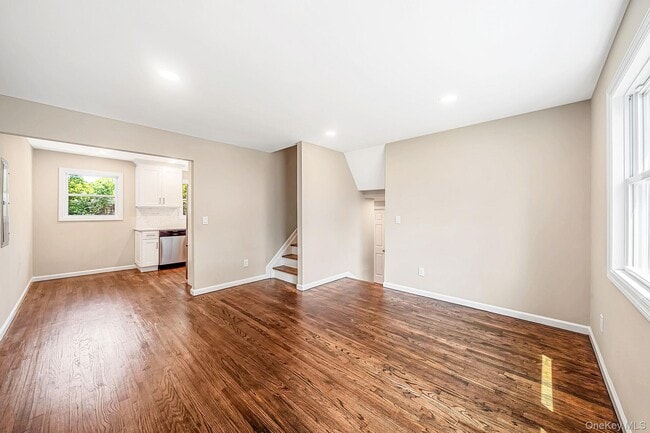 Building Photo - 610 Americus Ave
