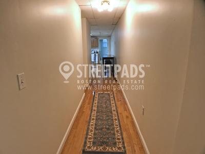 Building Photo - 3 bedroom in Boston MA 02215