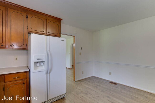 Building Photo - 3 br, 2 bath House - 1461 Todds Lane