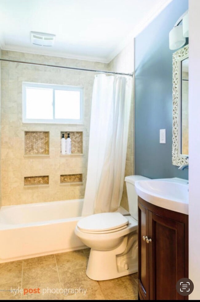 Building Photo - 2842 Coleen Ct