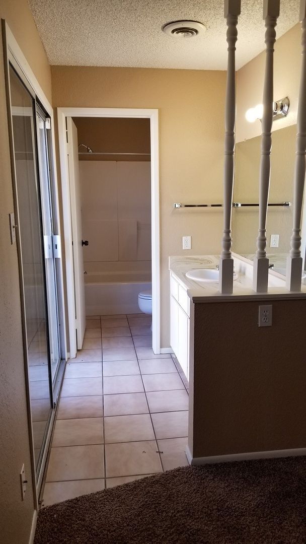 Building Photo - EXCELLENT CORNER LOT HOME IN ADULT COMMUNITY!