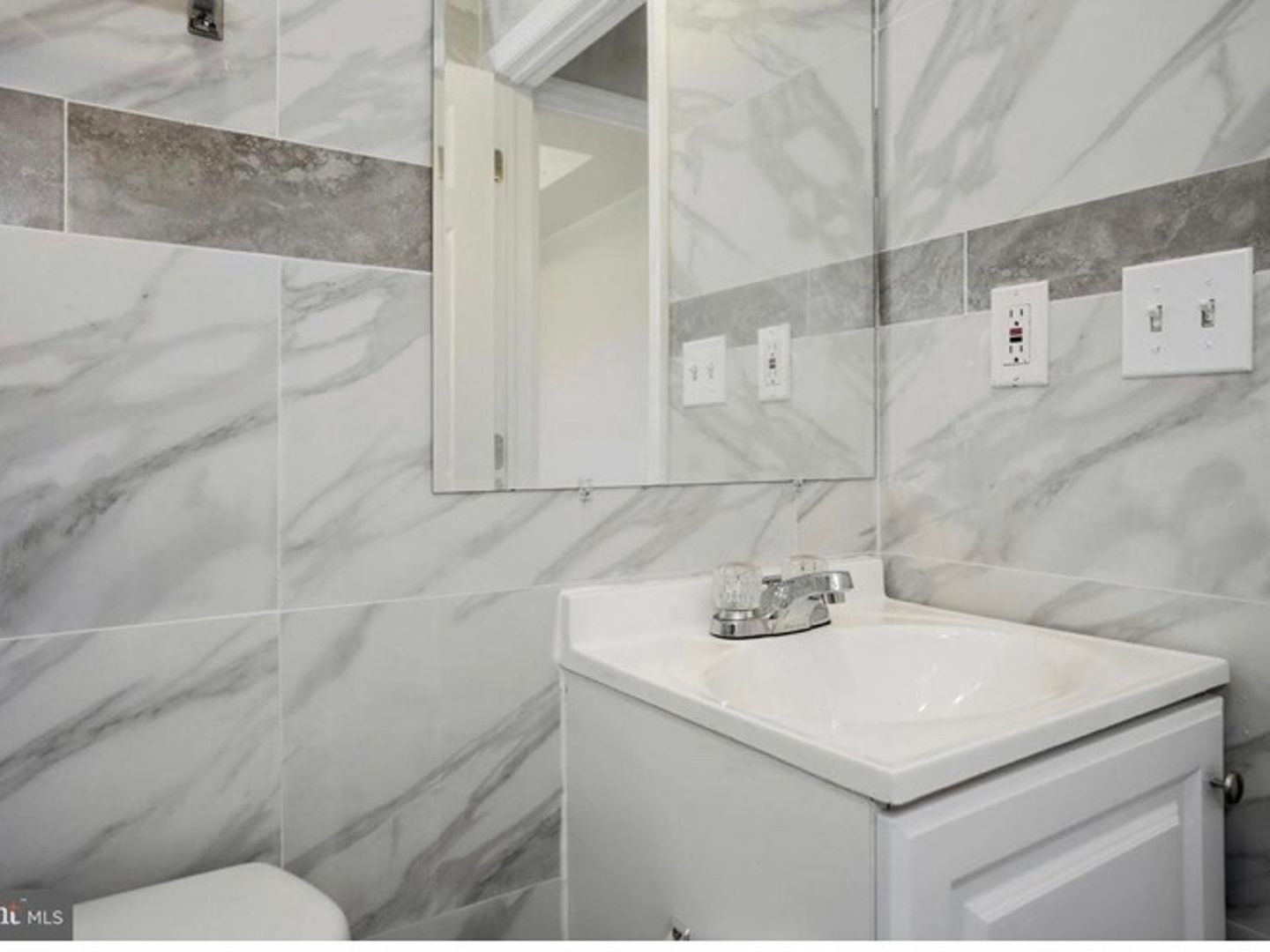 Building Photo - 3942 Wallace St