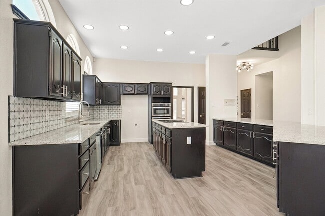 Building Photo - 7008 Caldwell Ln